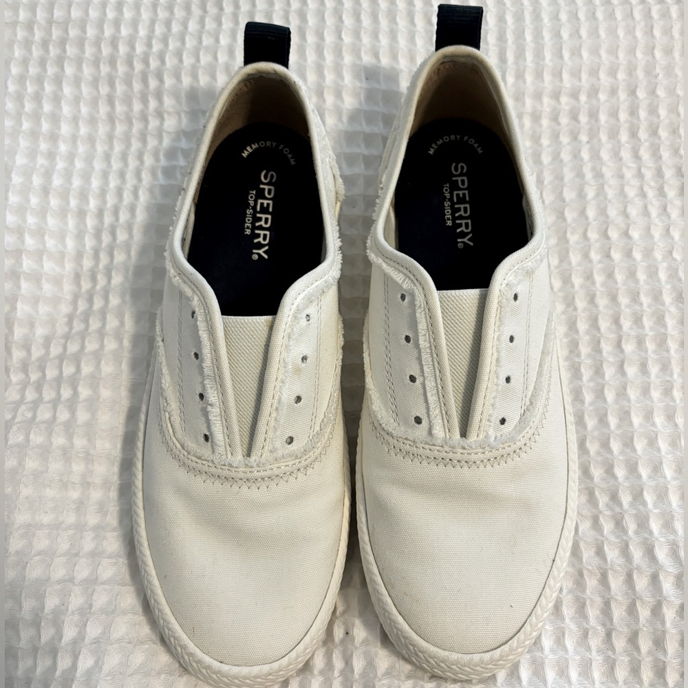 Women’s Sperry sneakers